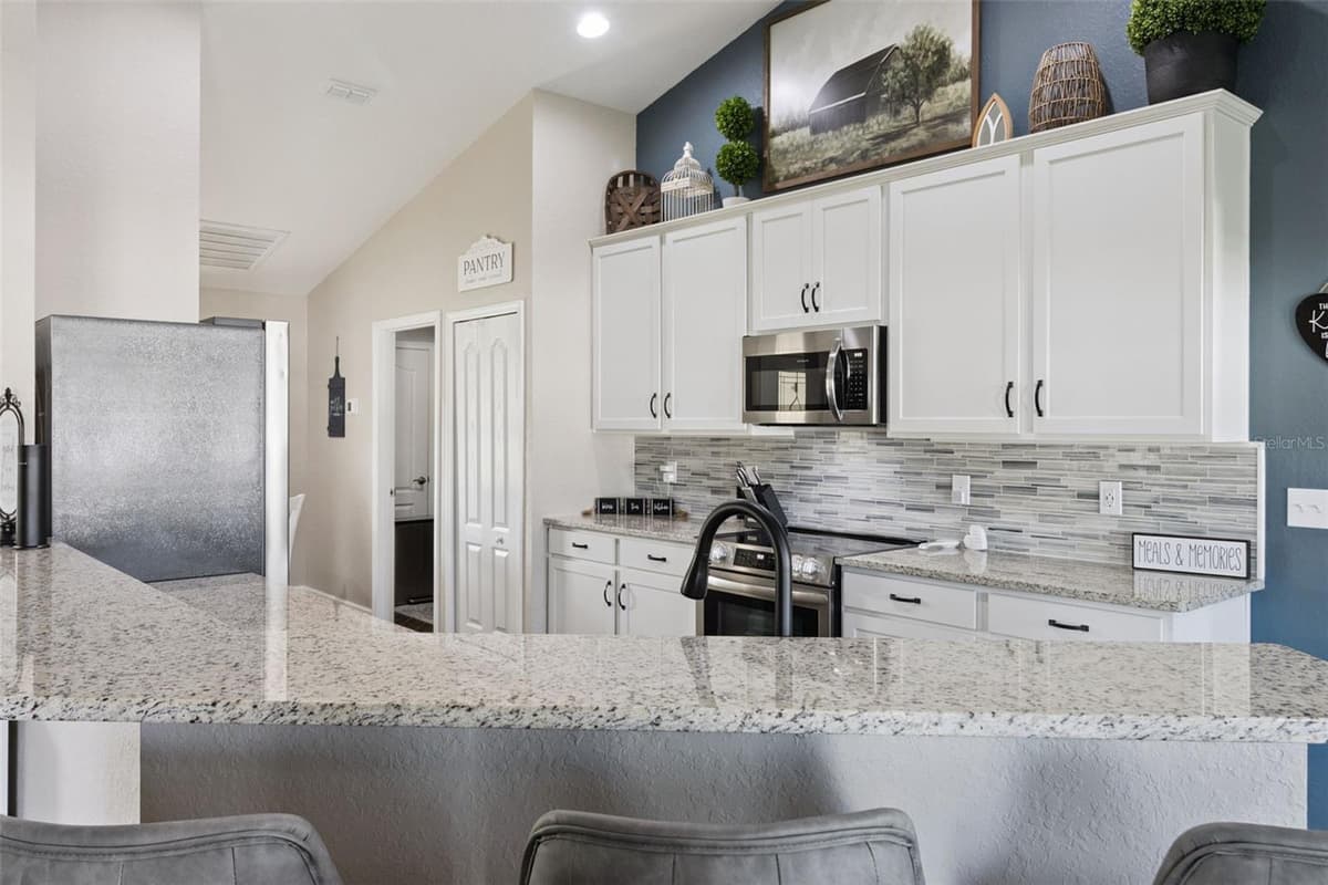 925 LOCHLAND LOOP — photo 16 of 46