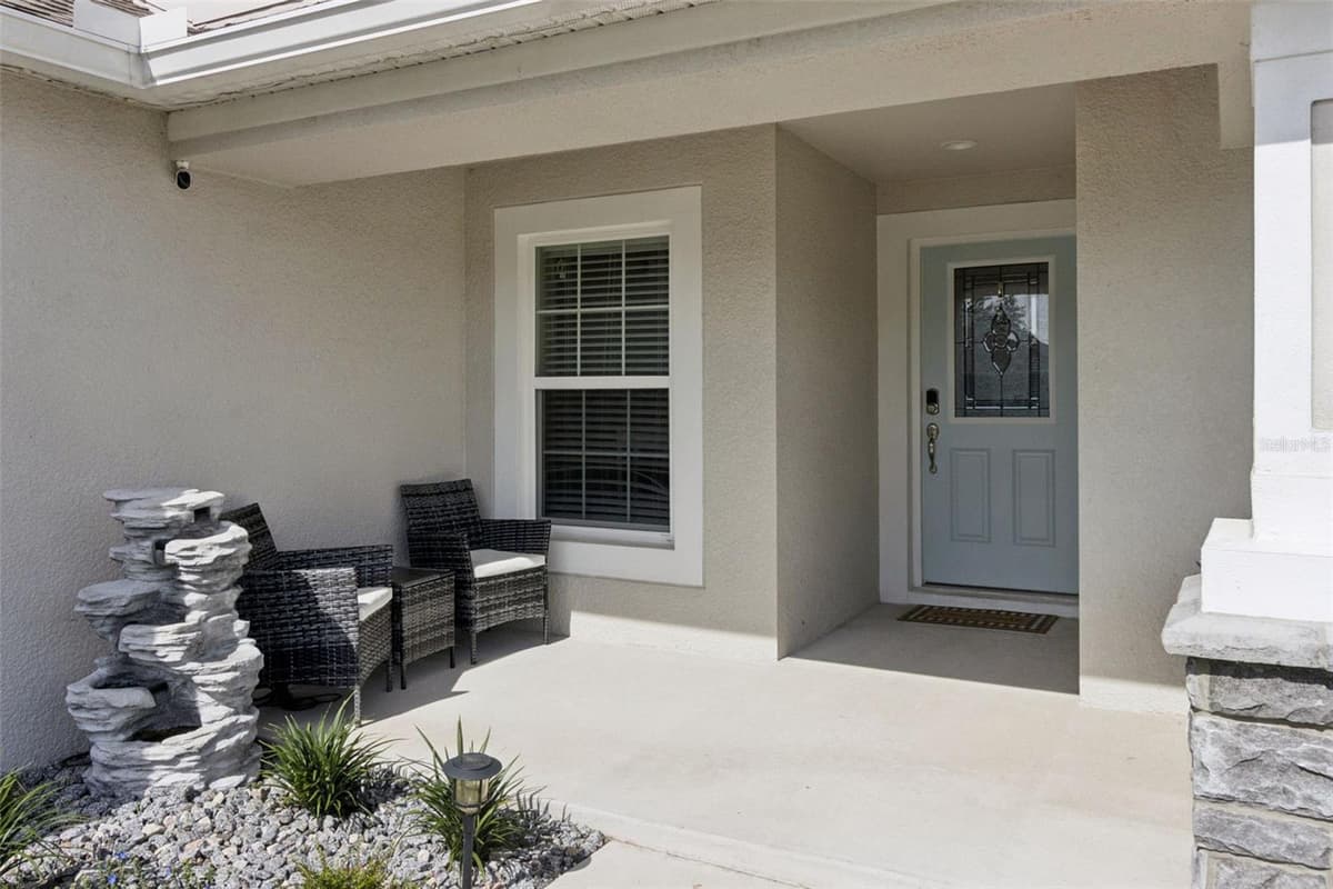 925 LOCHLAND LOOP — photo 2 of 46
