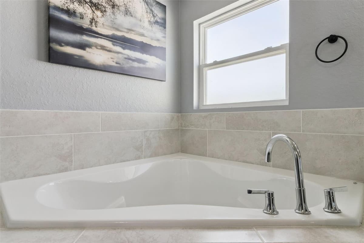 925 LOCHLAND LOOP — photo 31 of 46