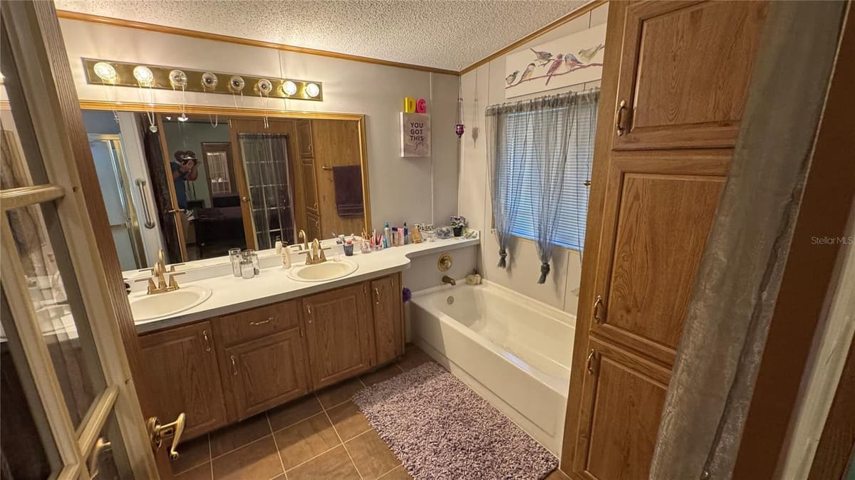 1001 STARKEY ROAD — photo 17 of 24