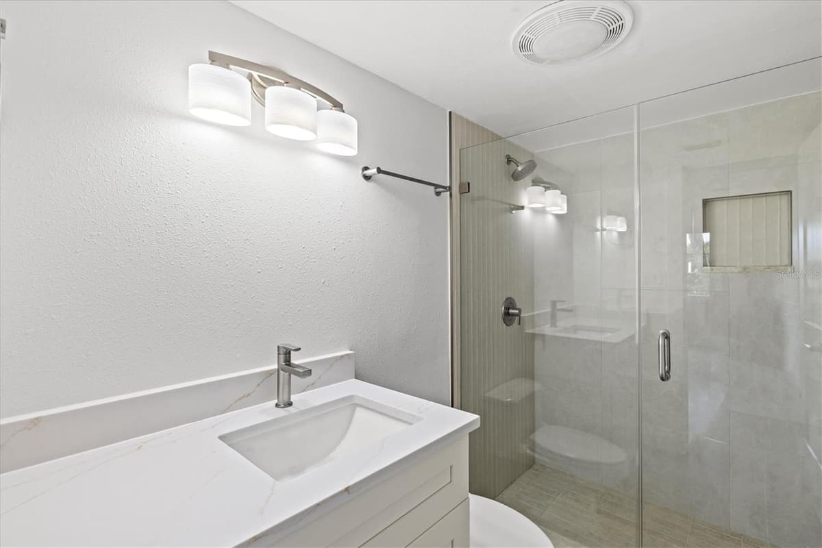 5600 BEACH WAY DRIVE — photo 18 of 26