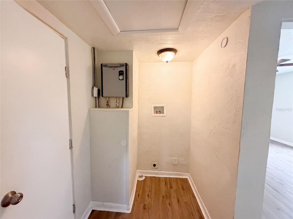 706 FLANDERS AVENUE — photo 12 of 19