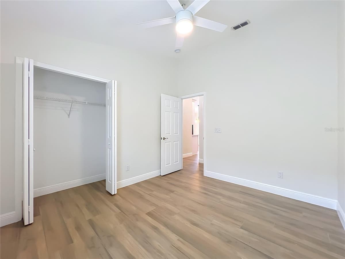 998 WHITE SPRINGS LANE — photo 33 of 57