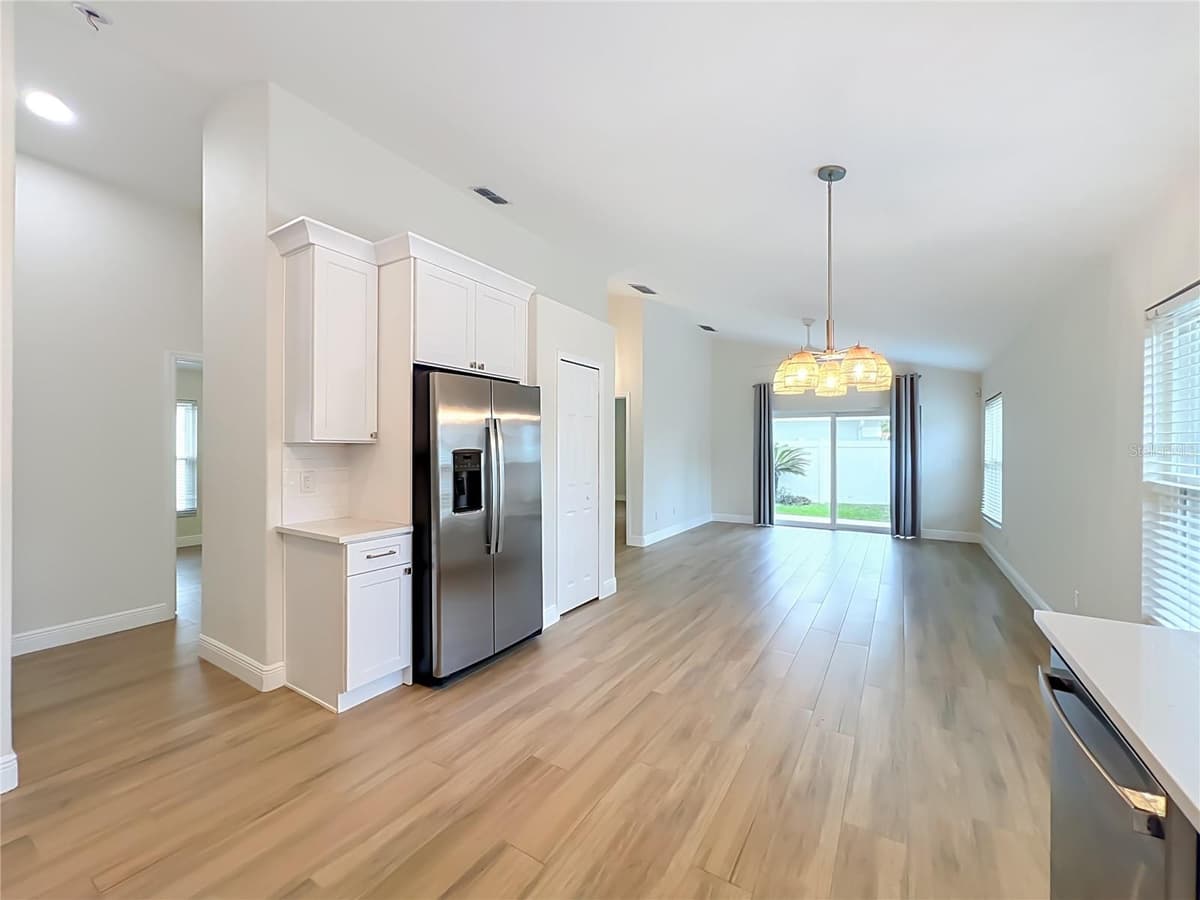 998 WHITE SPRINGS LANE — photo 15 of 57