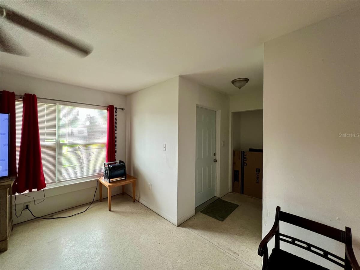 3246 EAGLE STREET — photo 8 of 30
