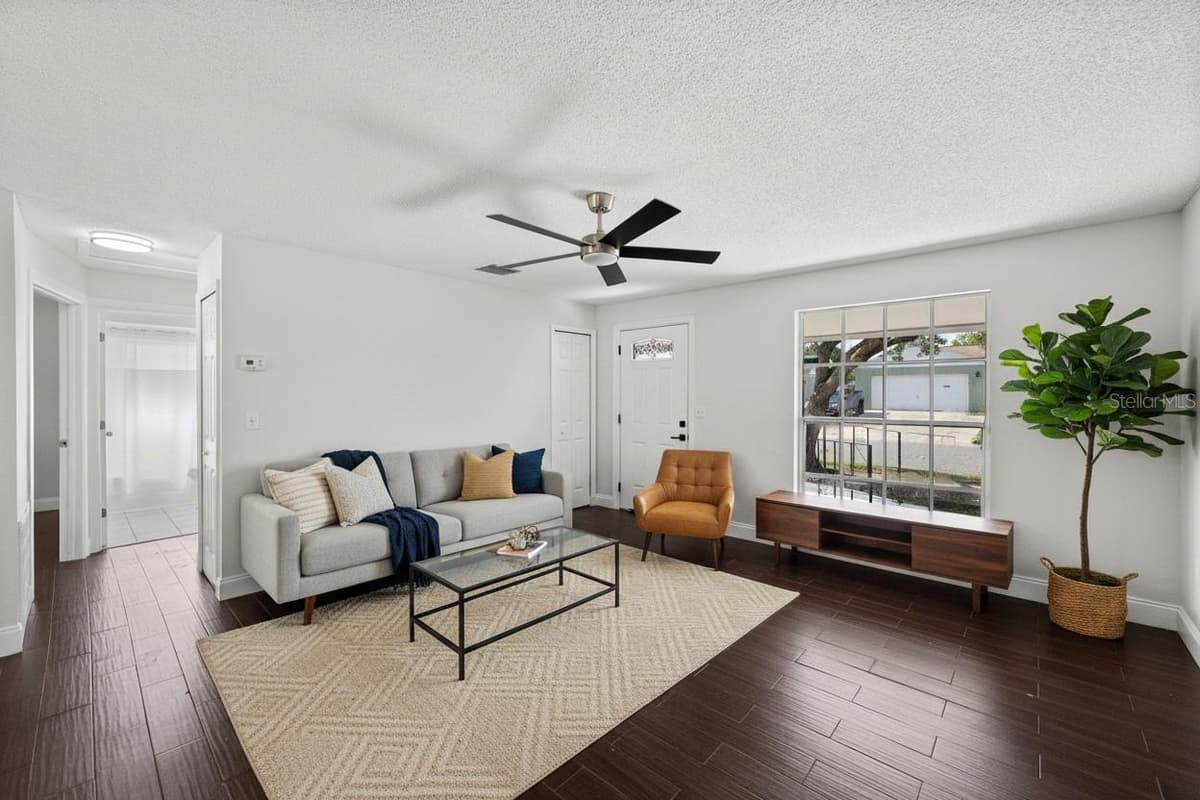 7645 ARLIGHT DRIVE — photo 5 of 24