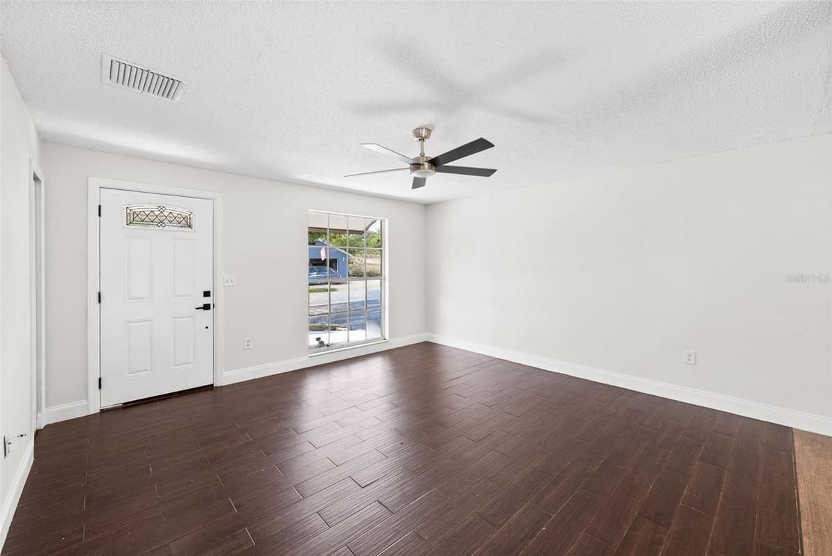 7645 ARLIGHT DRIVE — photo 8 of 24