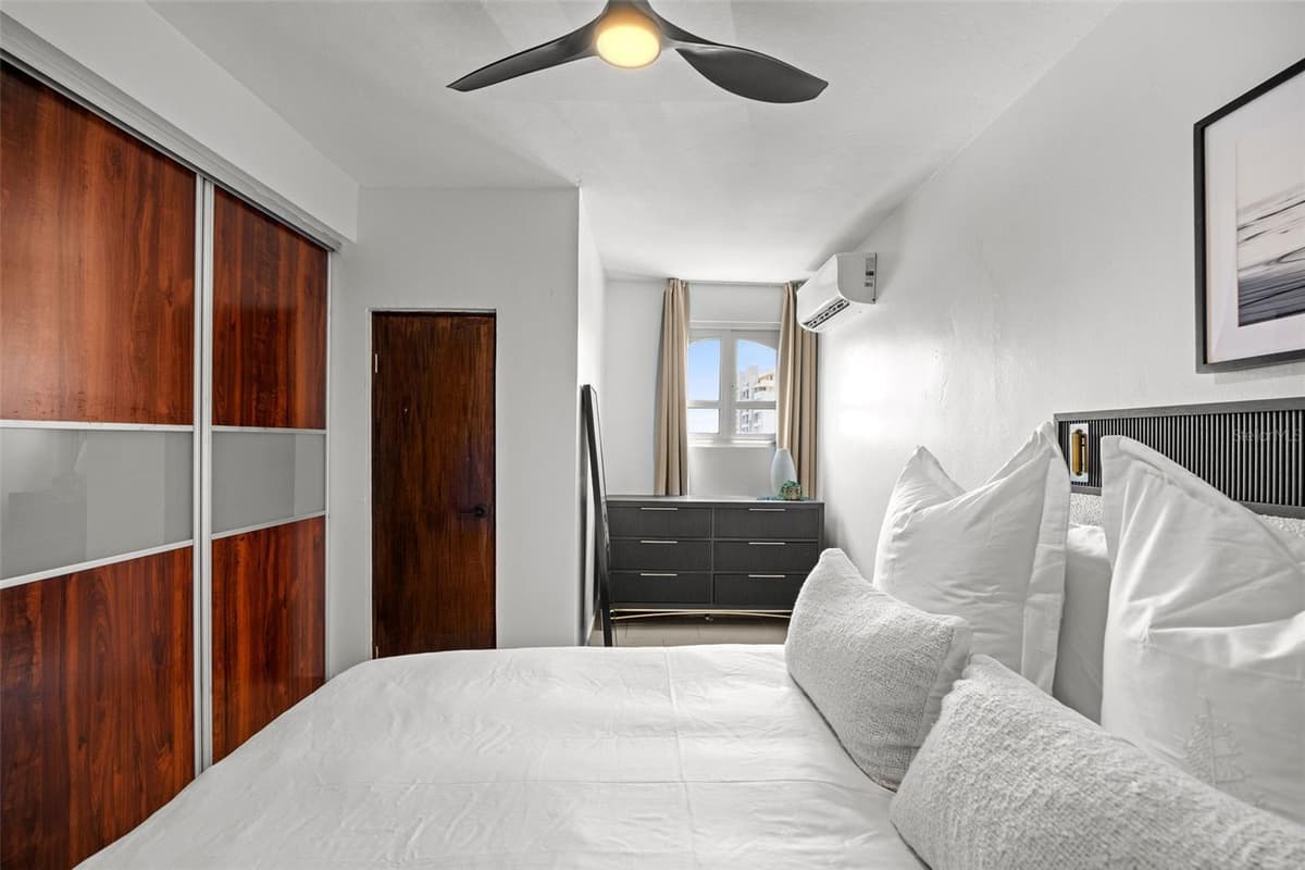 420 CALLE SAN ANTONIO CONDOMINIO SAGRADO CORAZÓN — photo 15 of 17
