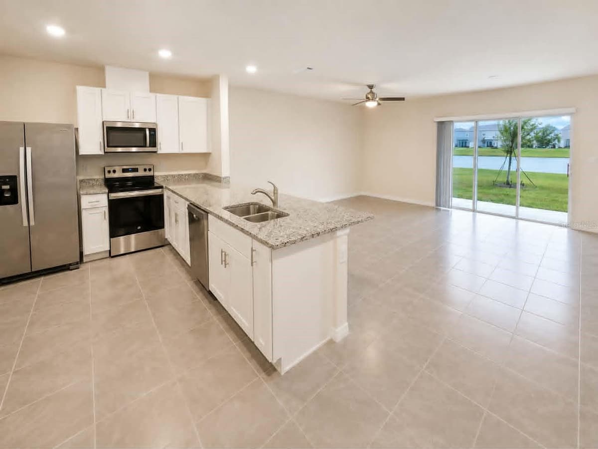 2732 SILVER CANOE DRIVE — photo 9 of 45
