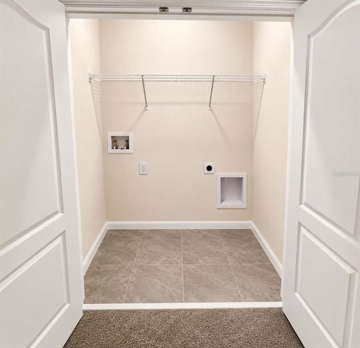 2732 SILVER CANOE DRIVE — photo 19 of 45