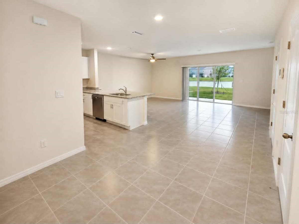 2732 SILVER CANOE DRIVE — photo 8 of 45