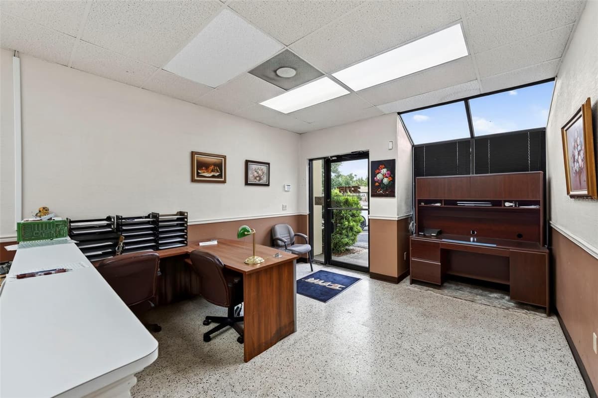 3632 CENTRAL AVENUE — photo 4 of 39