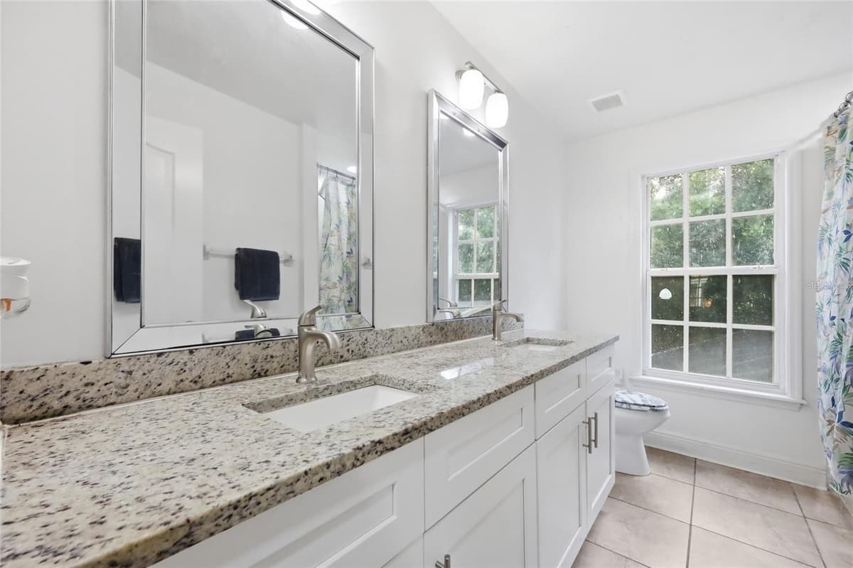 1339 OLYMPIA PARK CIRCLE — photo 24 of 33