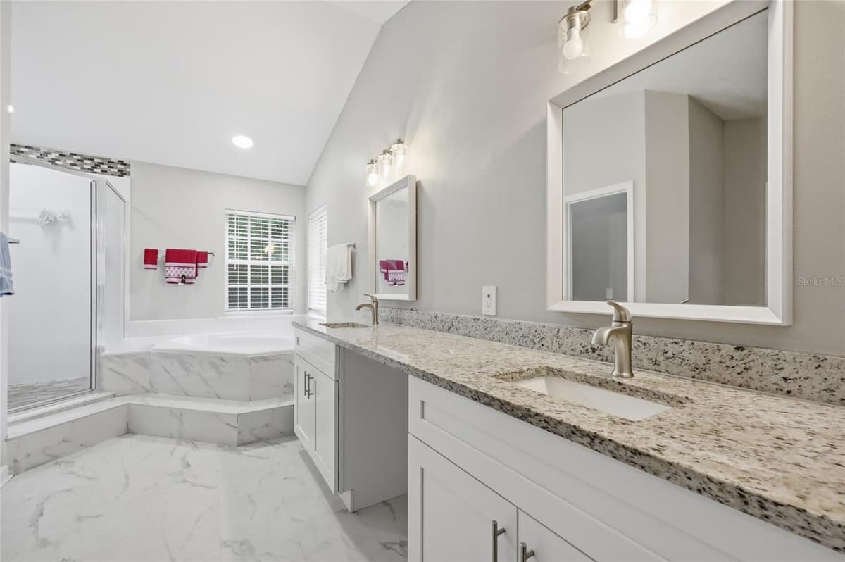 1339 OLYMPIA PARK CIRCLE — photo 18 of 33