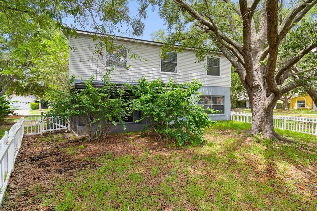 12914 LONGCREST DRIVE — photo 8 of 62