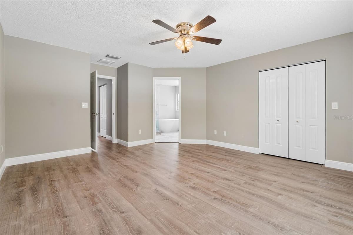 12914 LONGCREST DRIVE — photo 46 of 62