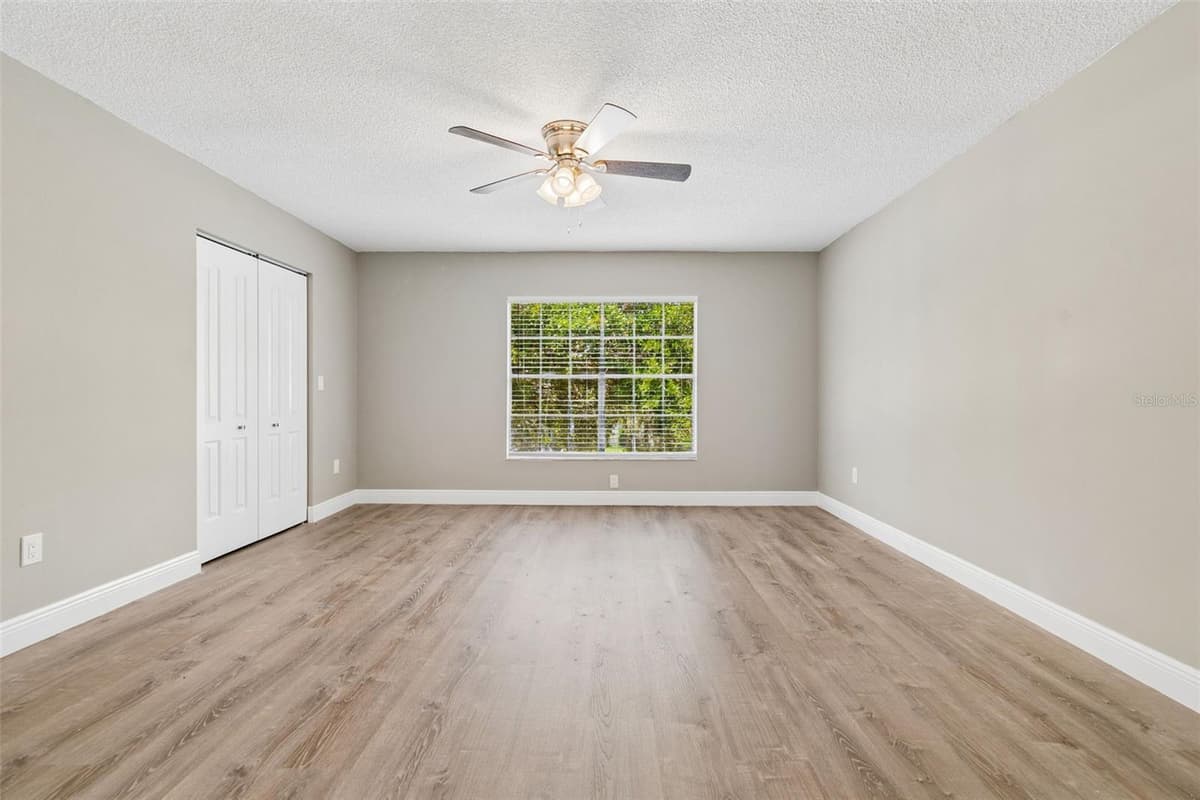 12914 LONGCREST DRIVE — photo 44 of 62