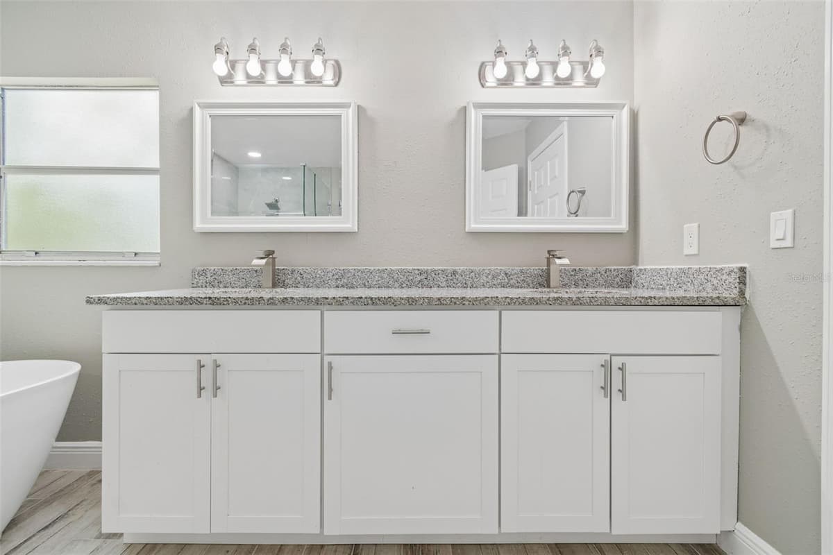 12914 LONGCREST DRIVE — photo 50 of 62