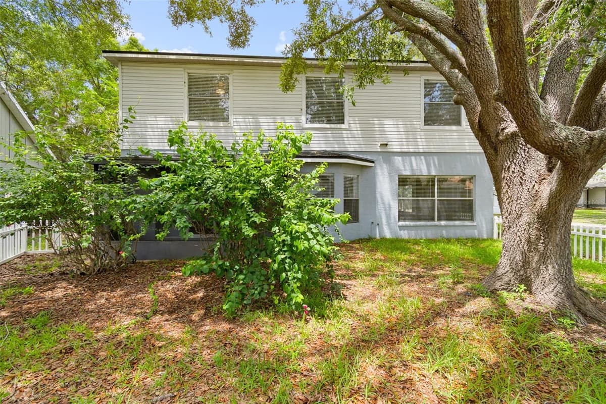 12914 LONGCREST DRIVE — photo 9 of 62
