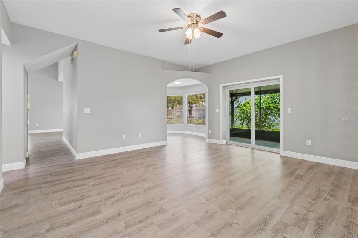 12914 LONGCREST DRIVE — photo 30 of 62