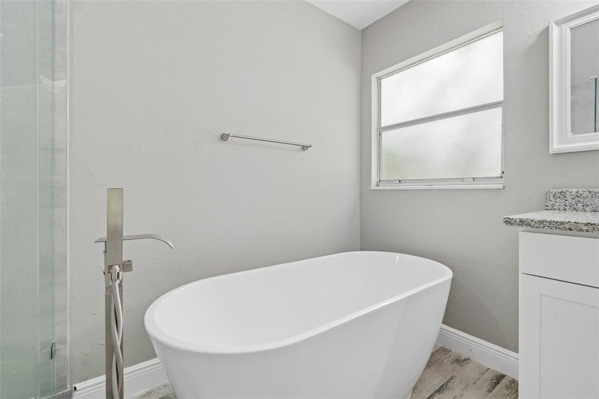 12914 LONGCREST DRIVE — photo 51 of 62