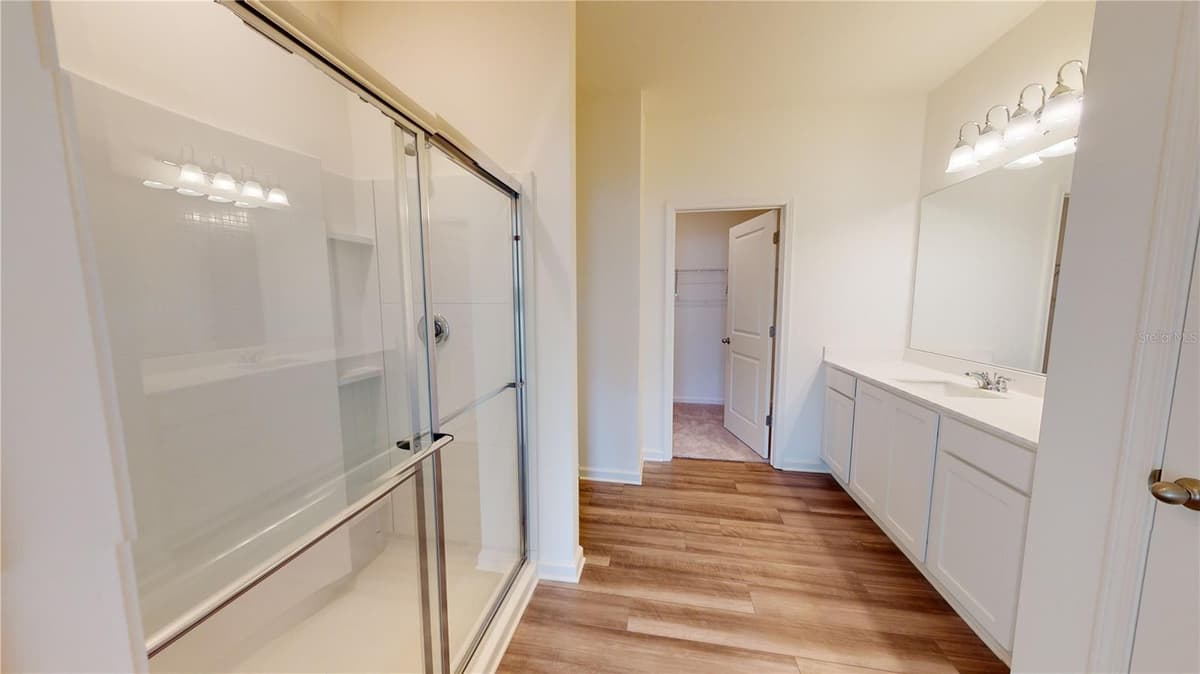14554 ITALY AVENUE — photo 10 of 11