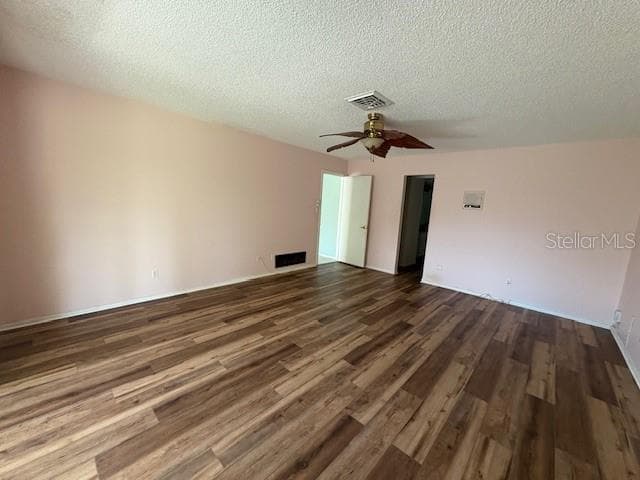 4240 CHARING CROSS ROAD — photo 5 of 33