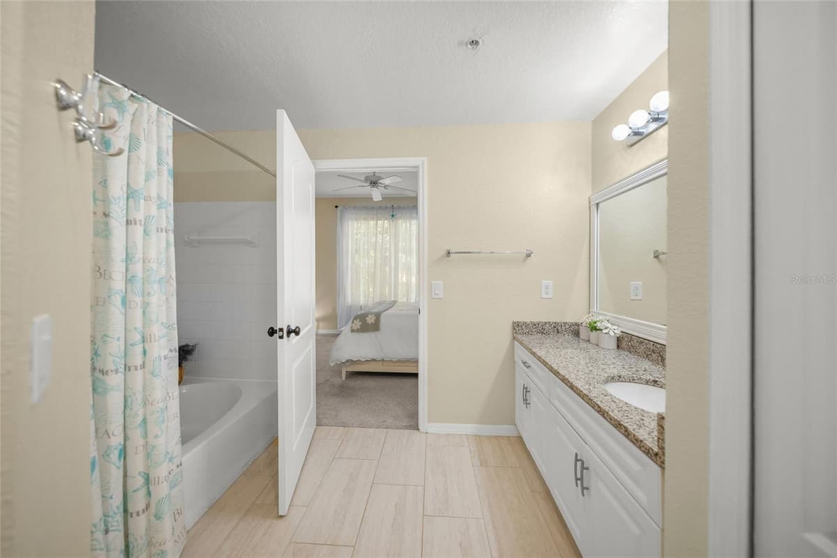 4166 CENTRAL SARASOTA PARKWAY — photo 36 of 60