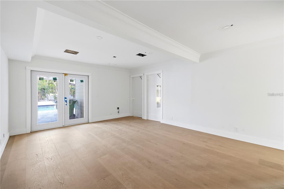 604 NORSOTA WAY — photo 28 of 60