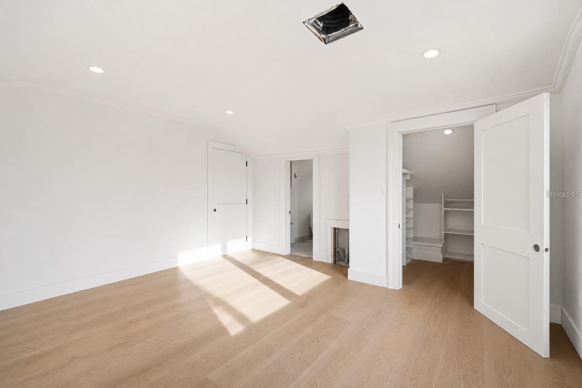 604 NORSOTA WAY — photo 47 of 60