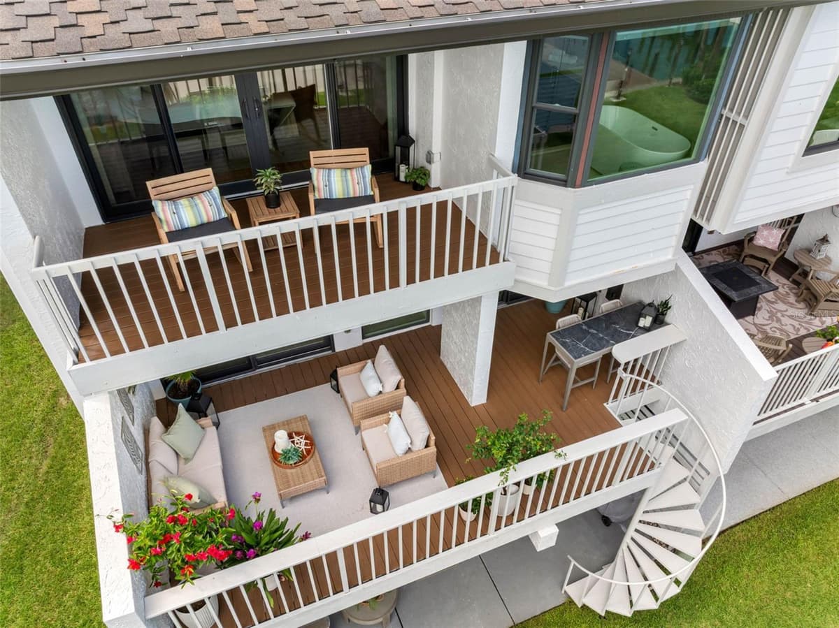 160 MARINA DEL REY COURT — photo 14 of 59