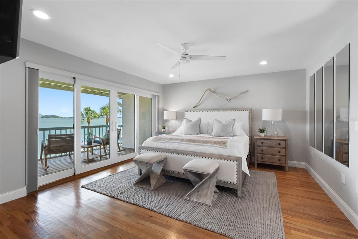 160 MARINA DEL REY COURT — photo 8 of 59