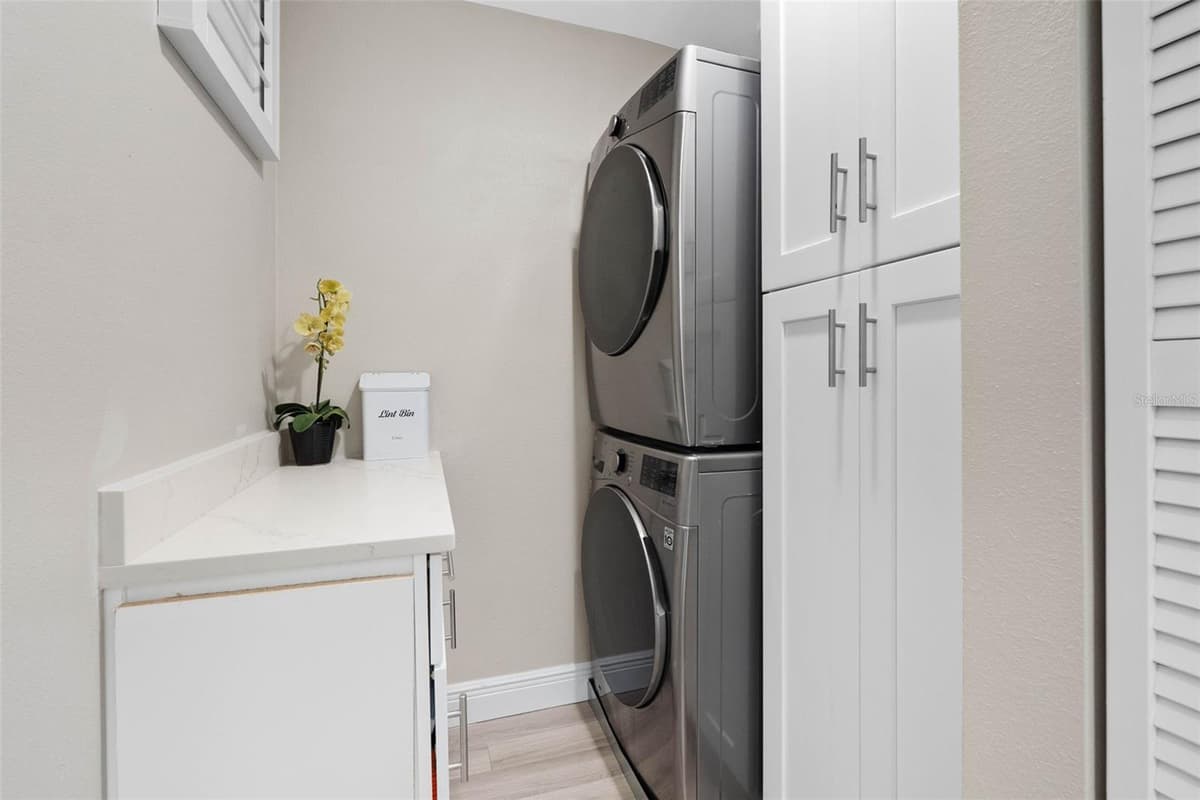160 MARINA DEL REY COURT — photo 41 of 59