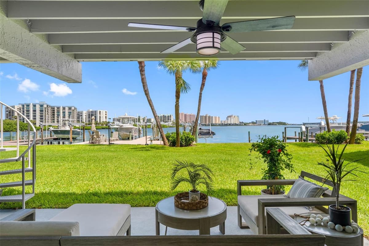 160 MARINA DEL REY COURT — photo 15 of 59