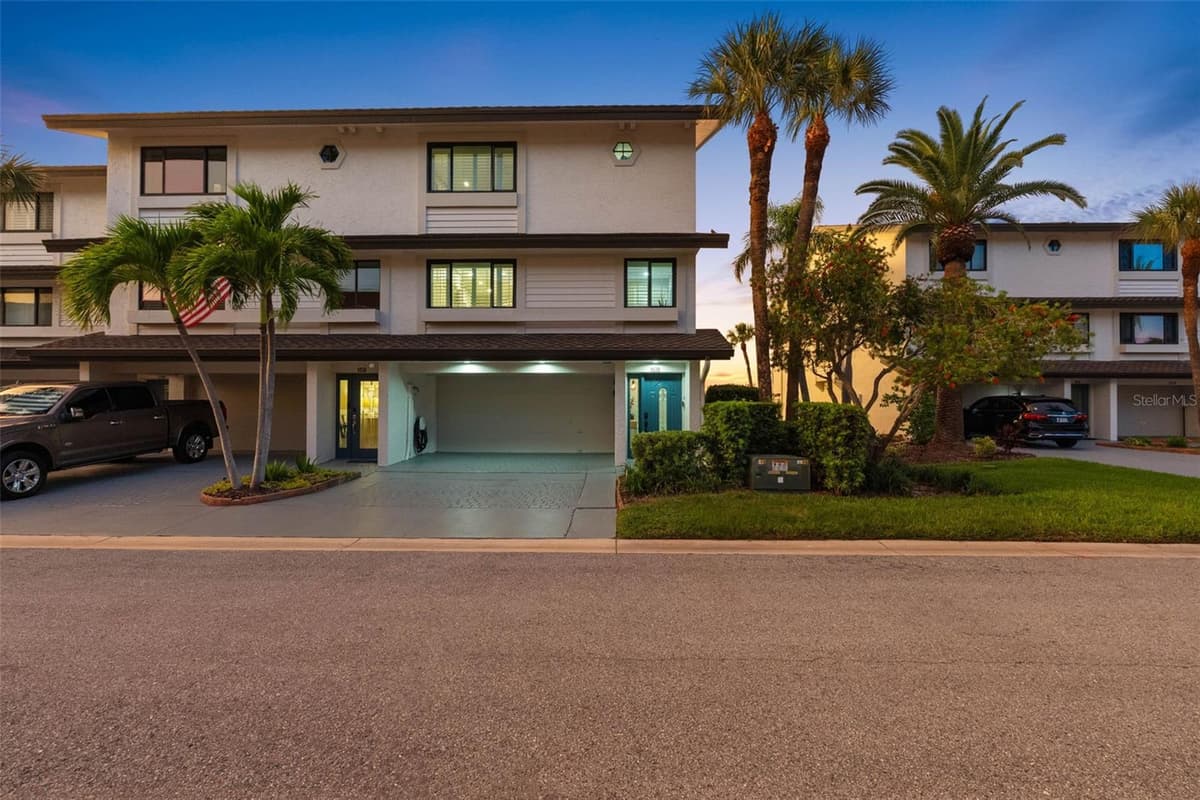 160 MARINA DEL REY COURT — photo 51 of 59