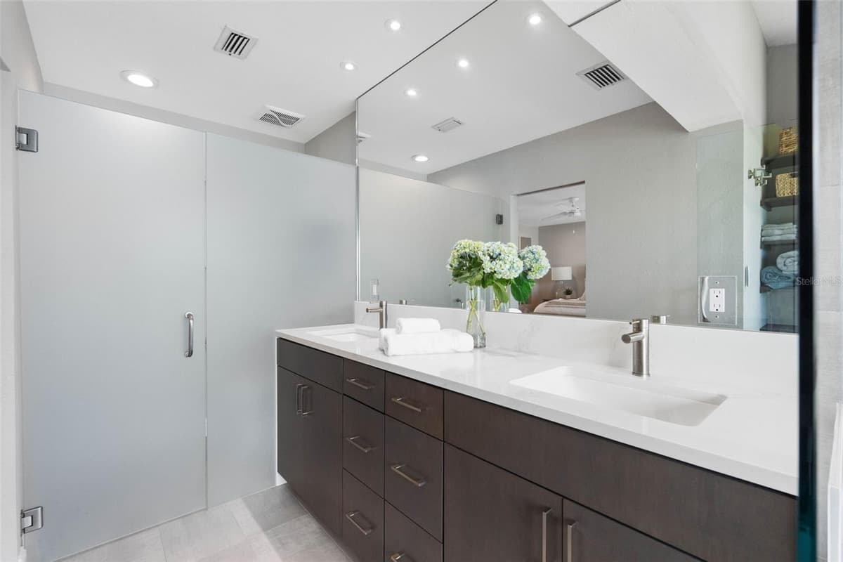 160 MARINA DEL REY COURT — photo 35 of 59