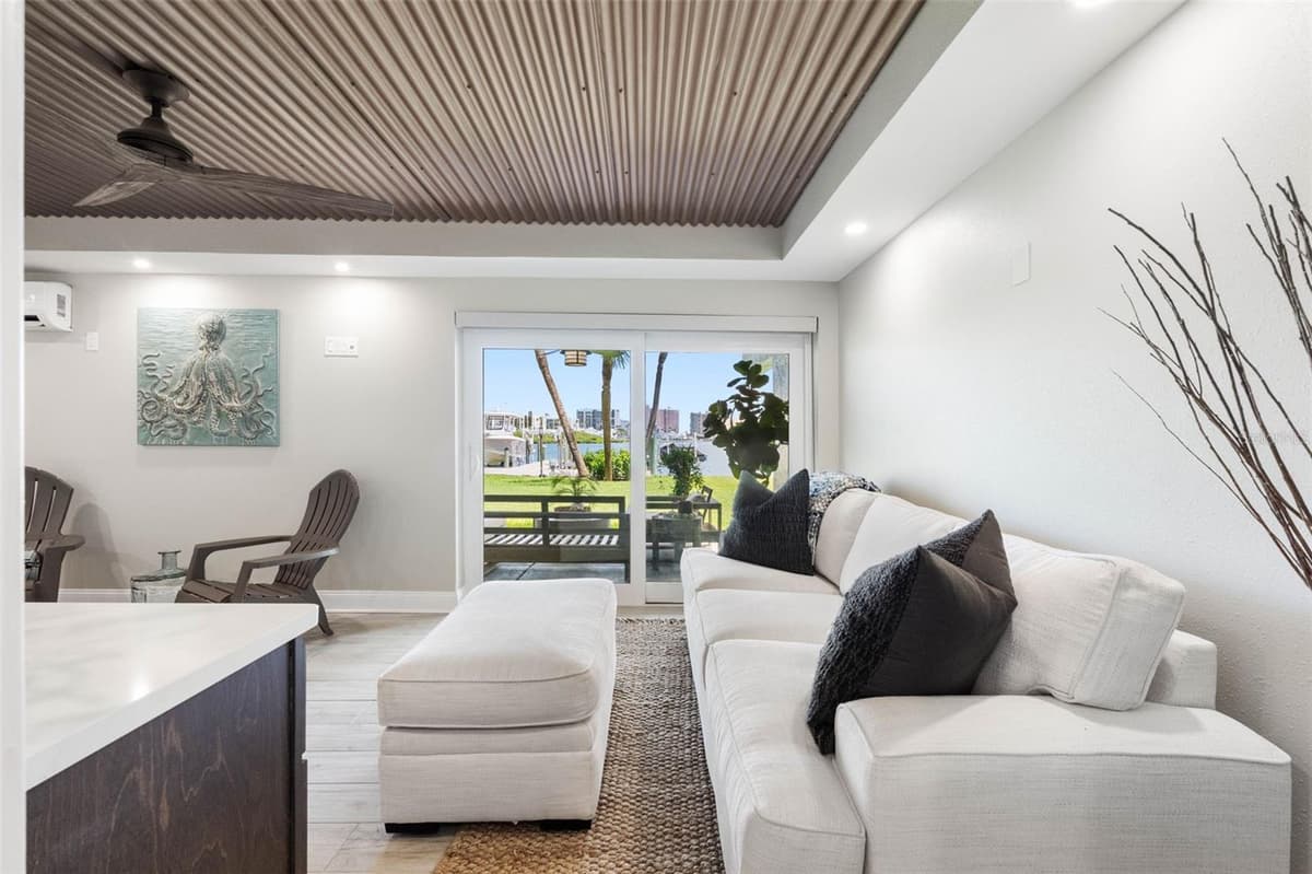 160 MARINA DEL REY COURT — photo 45 of 59