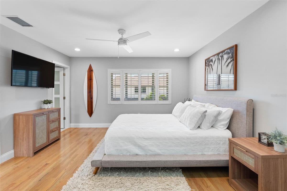 160 MARINA DEL REY COURT — photo 38 of 59