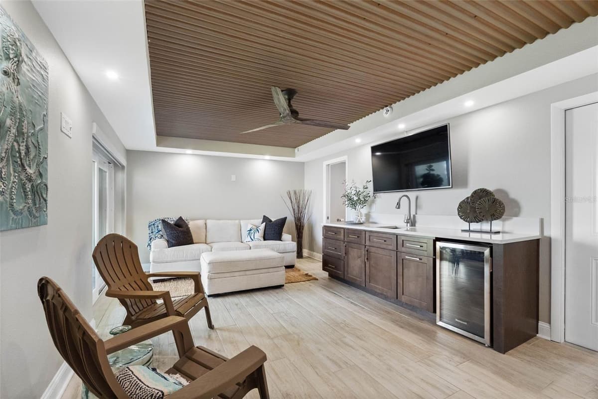 160 MARINA DEL REY COURT — photo 42 of 59