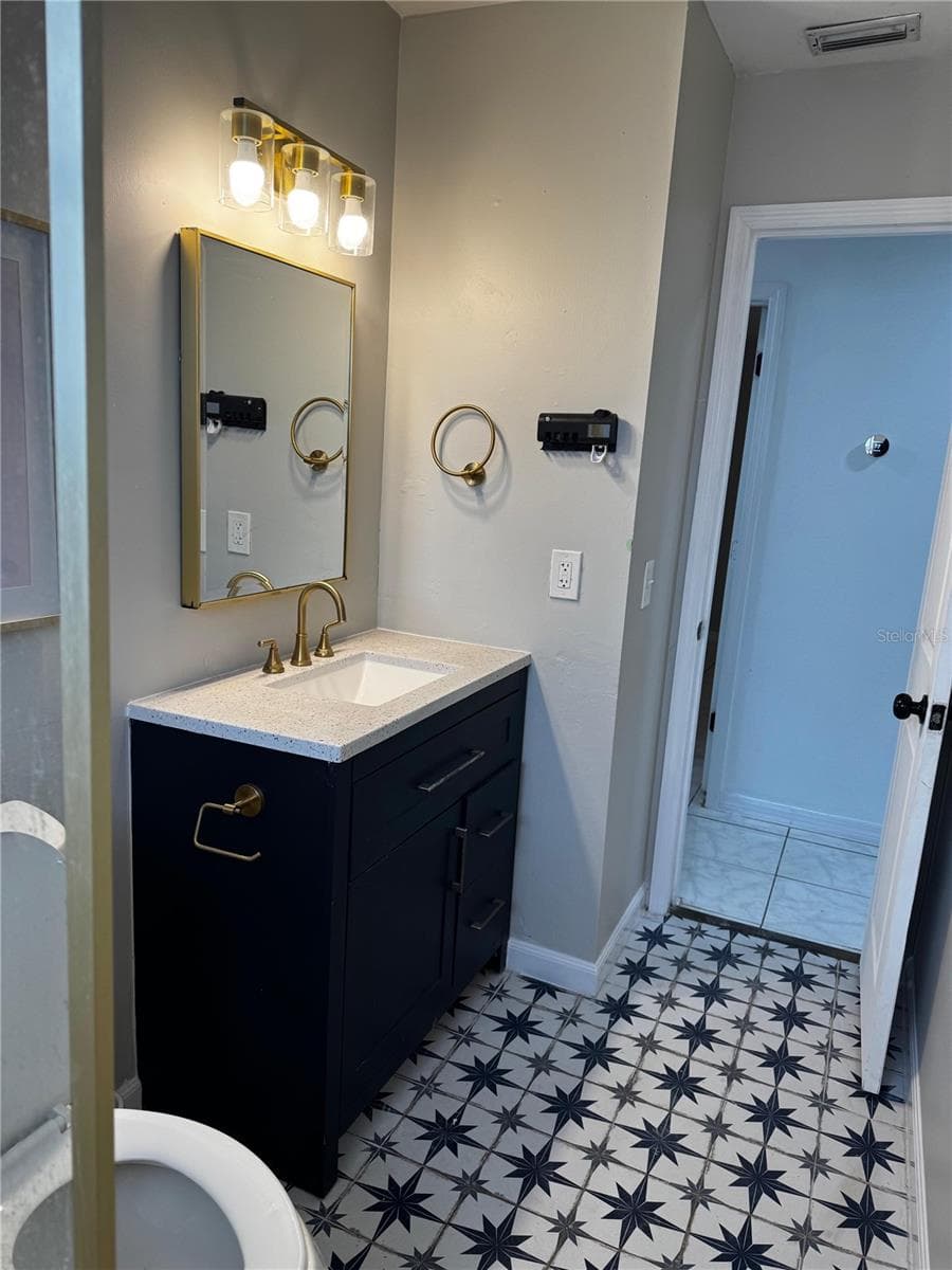 4202 OKARA ROAD — photo 11 of 22