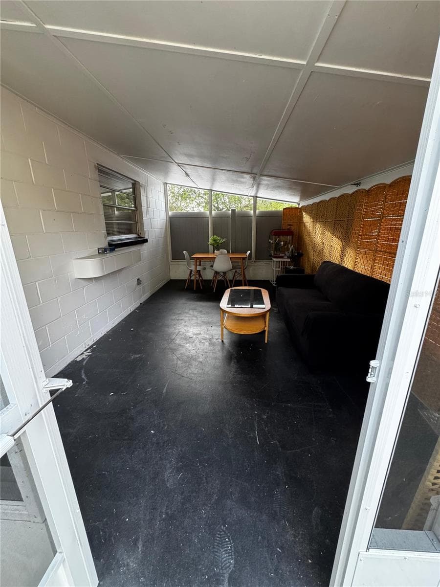4202 OKARA ROAD — photo 14 of 22