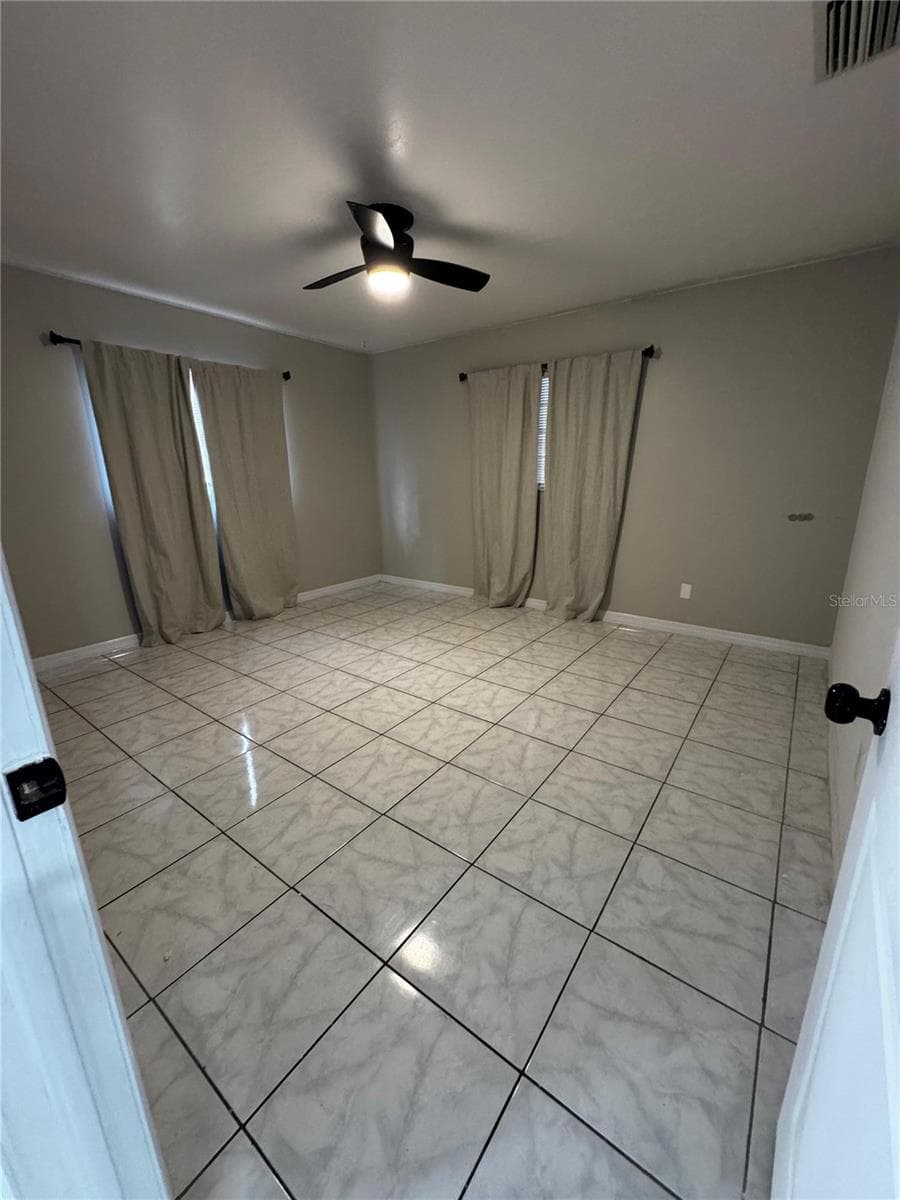 4202 OKARA ROAD — photo 5 of 22