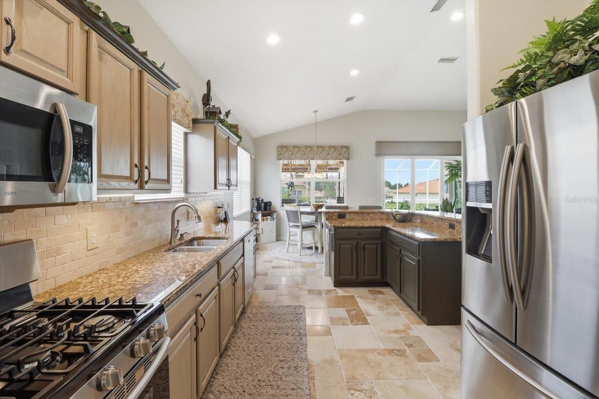 1096 DIAMOND SHORE LOOP — photo 16 of 45