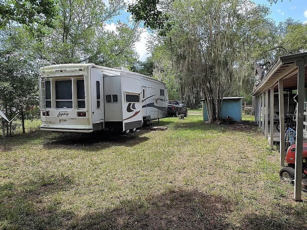 11853 CATON AVENUE — photo 19 of 24