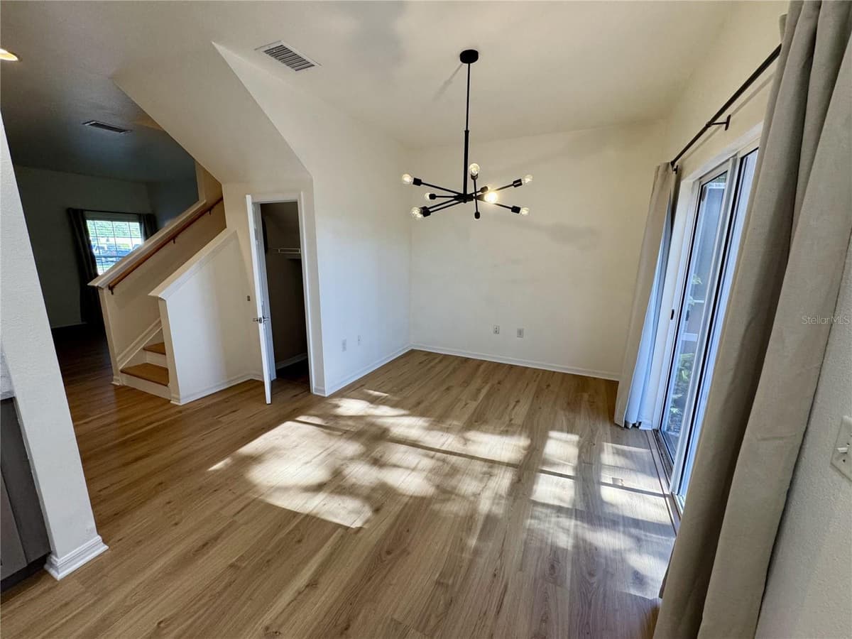 7702 PLANTATION CIRCLE — photo 12 of 28