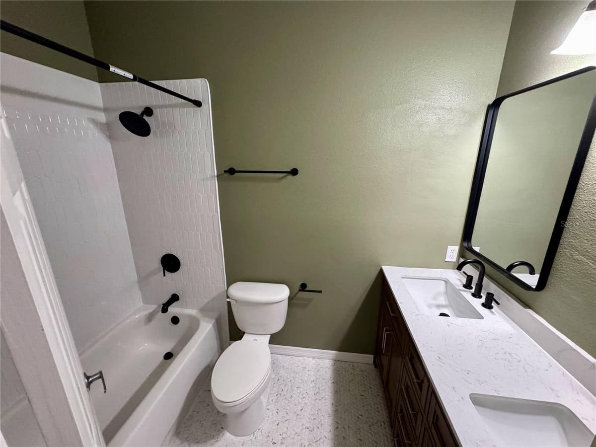 7702 PLANTATION CIRCLE — photo 19 of 28
