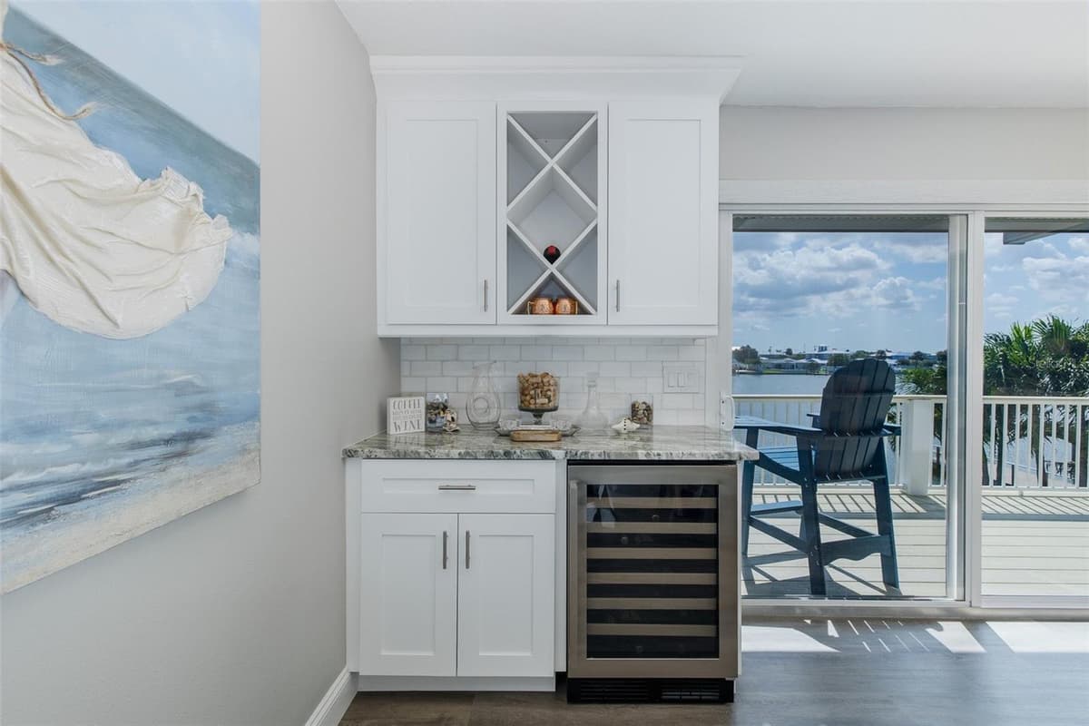 2501 BAY BOULEVARD — photo 12 of 46