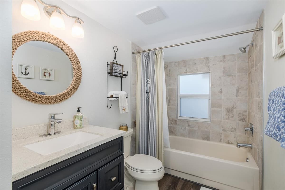 2501 BAY BOULEVARD — photo 21 of 46