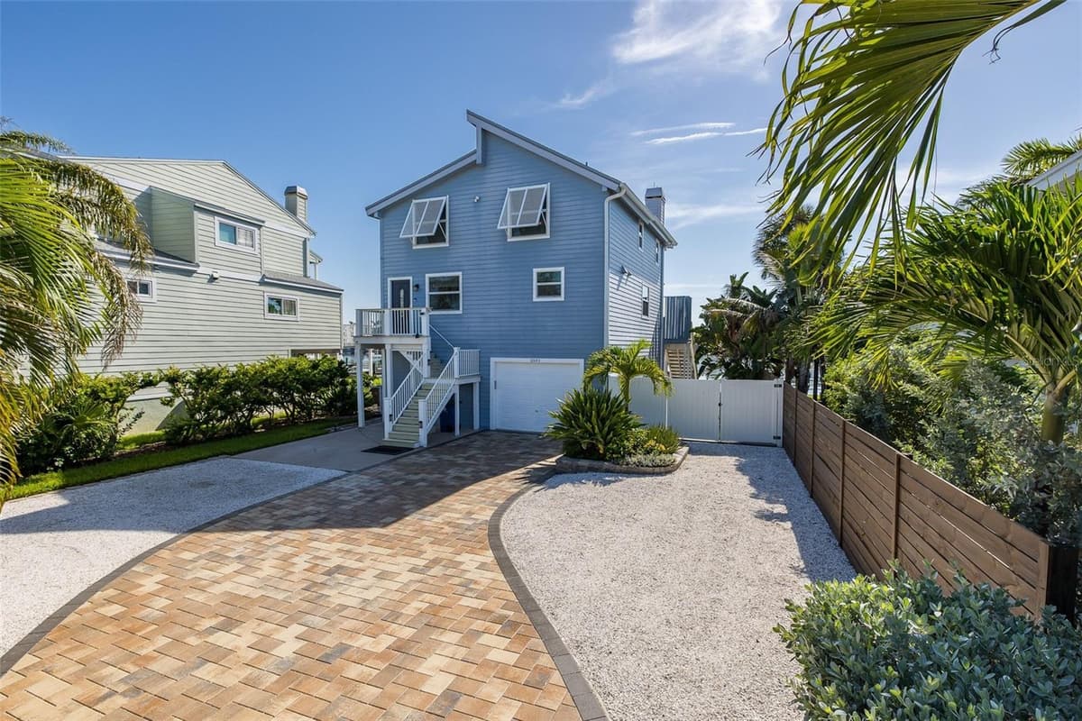 2501 BAY BOULEVARD — photo 33 of 46