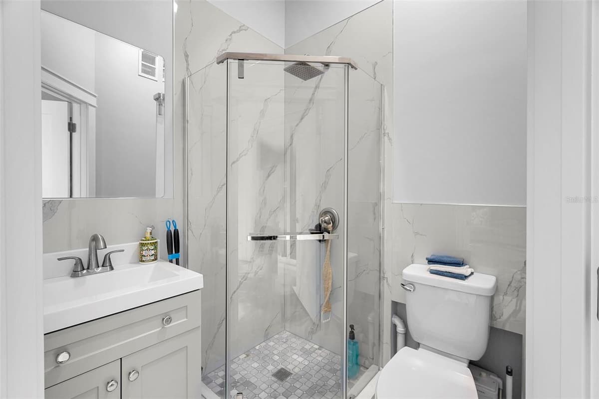 3038 VELVET LANE — photo 33 of 37